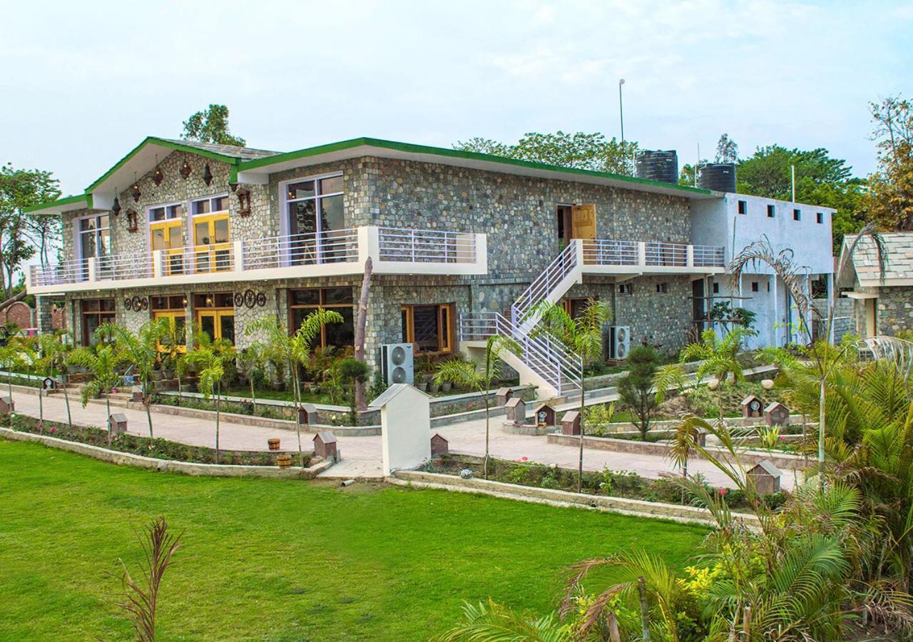 Tag Resorts The Banyan Retreat Ramnagar  Exterior photo